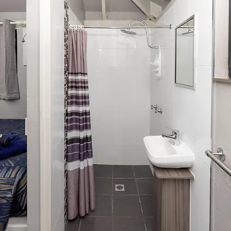 Big4 Lucinda Wanderers Holiday Park Room photo