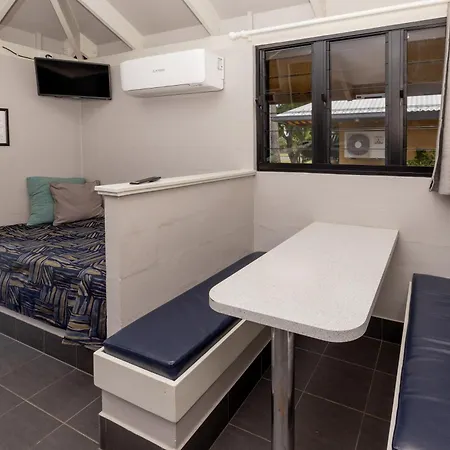 Big4 Lucinda Wanderers Holiday Park Room photo