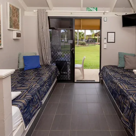 Big4 Lucinda Wanderers Holiday Park Room photo